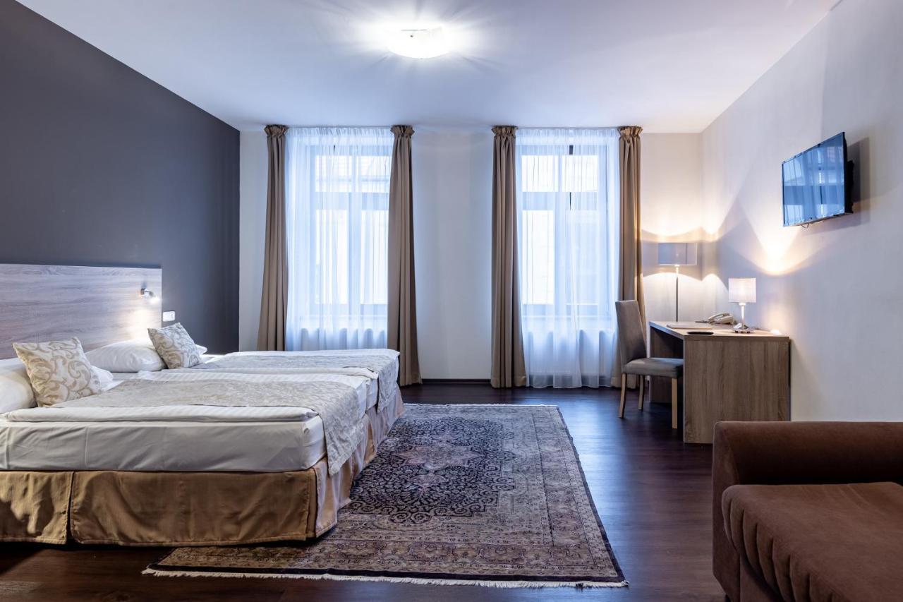 Grandhotel Zvon Ceske Budejovice Ngoại thất bức ảnh