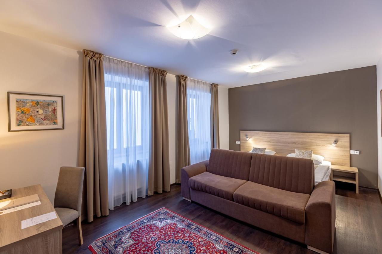 Grandhotel Zvon Ceske Budejovice Ngoại thất bức ảnh