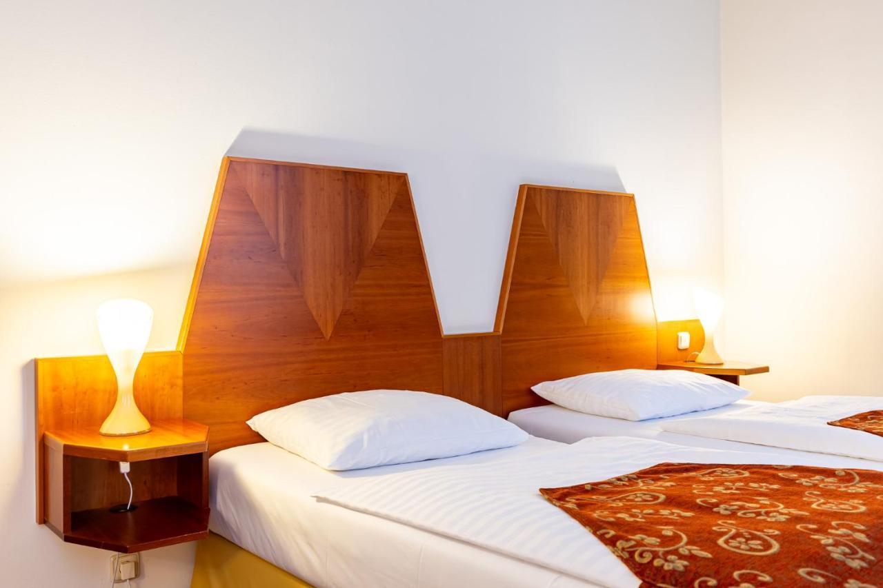Grandhotel Zvon Ceske Budejovice Ngoại thất bức ảnh