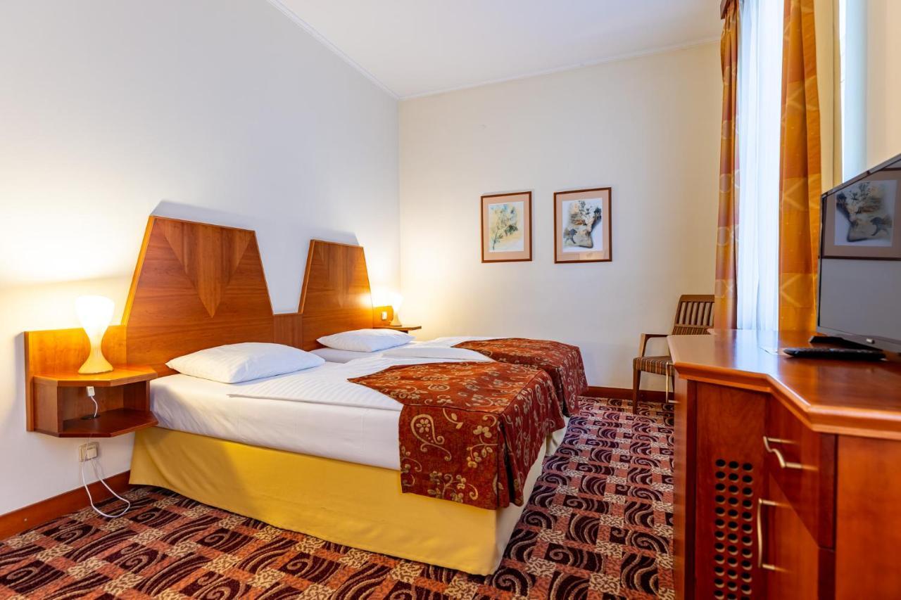 Grandhotel Zvon Ceske Budejovice Ngoại thất bức ảnh