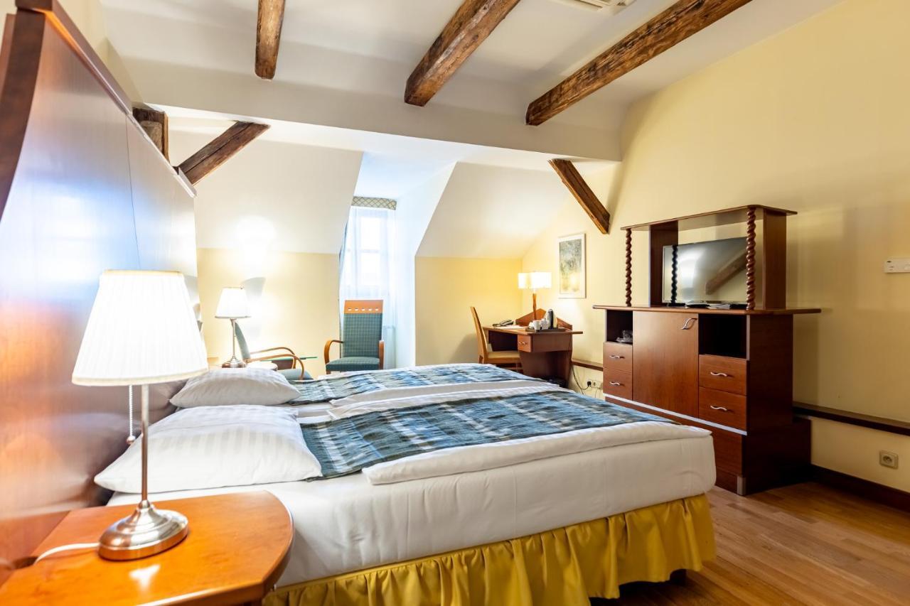Grandhotel Zvon Ceske Budejovice Ngoại thất bức ảnh