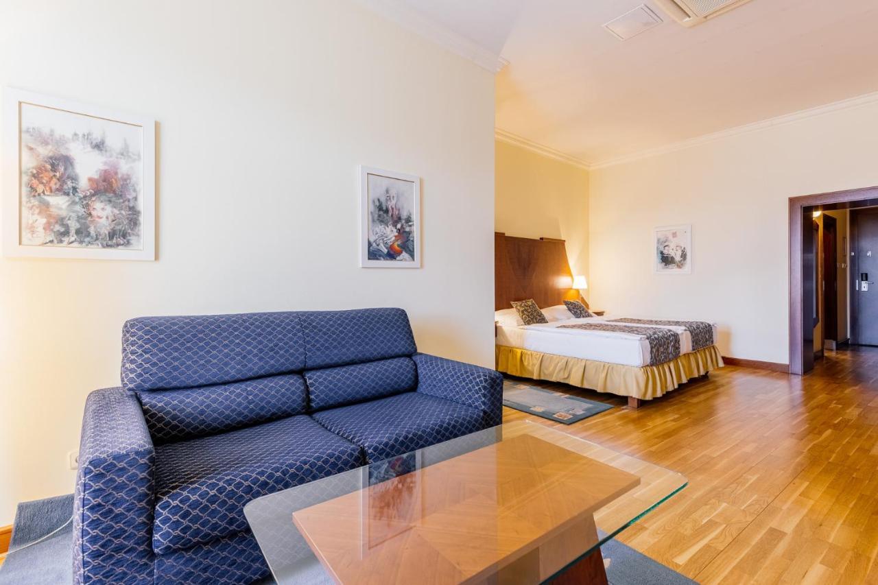 Grandhotel Zvon Ceske Budejovice Ngoại thất bức ảnh