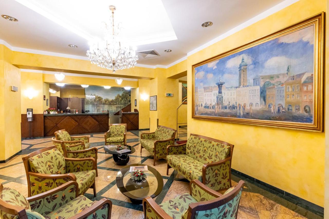 Grandhotel Zvon Ceske Budejovice Ngoại thất bức ảnh