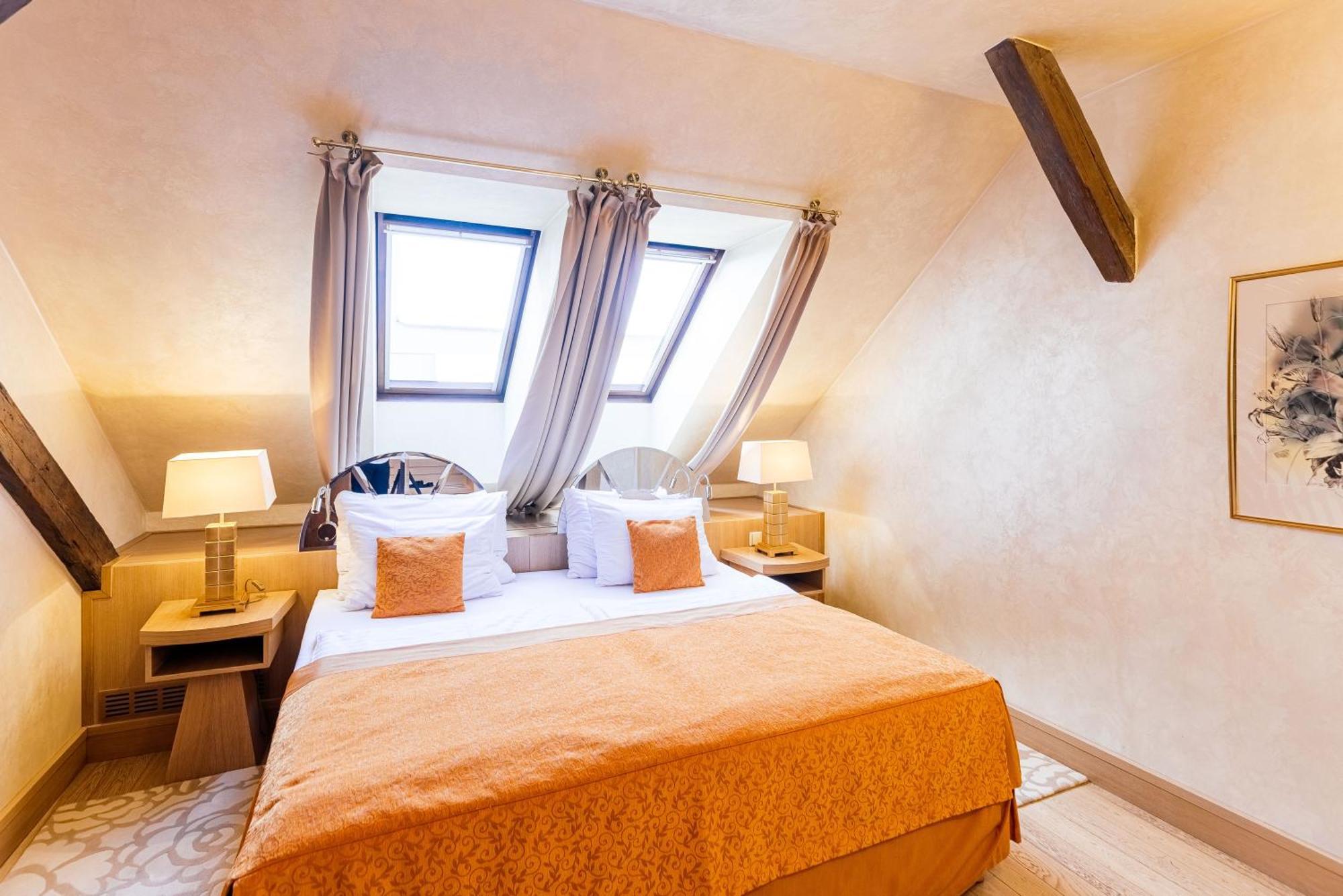 Grandhotel Zvon Ceske Budejovice Ngoại thất bức ảnh