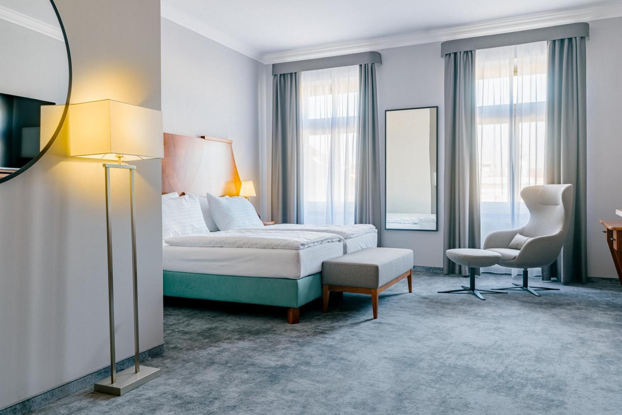 Grandhotel Zvon Ceske Budejovice Ngoại thất bức ảnh